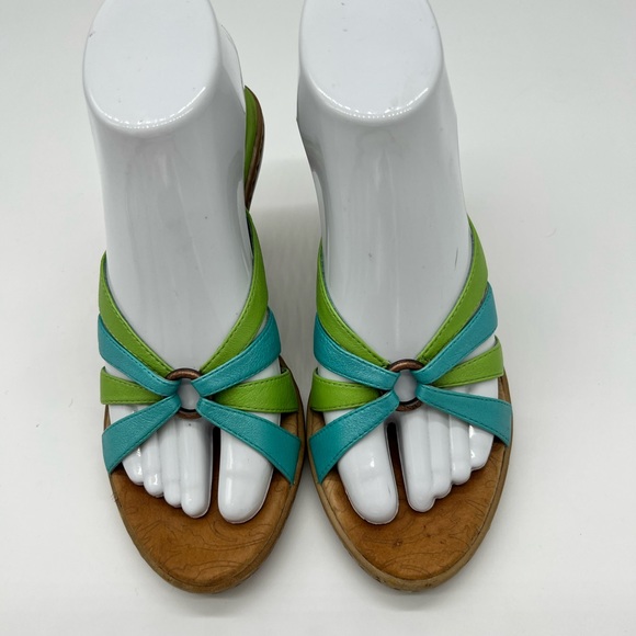 Sofft Green/Blue Leather/ Wood Heels - Picture 6 of 10